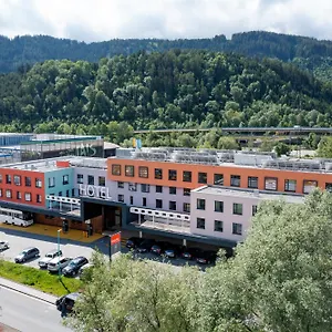 3* Отель Hwest