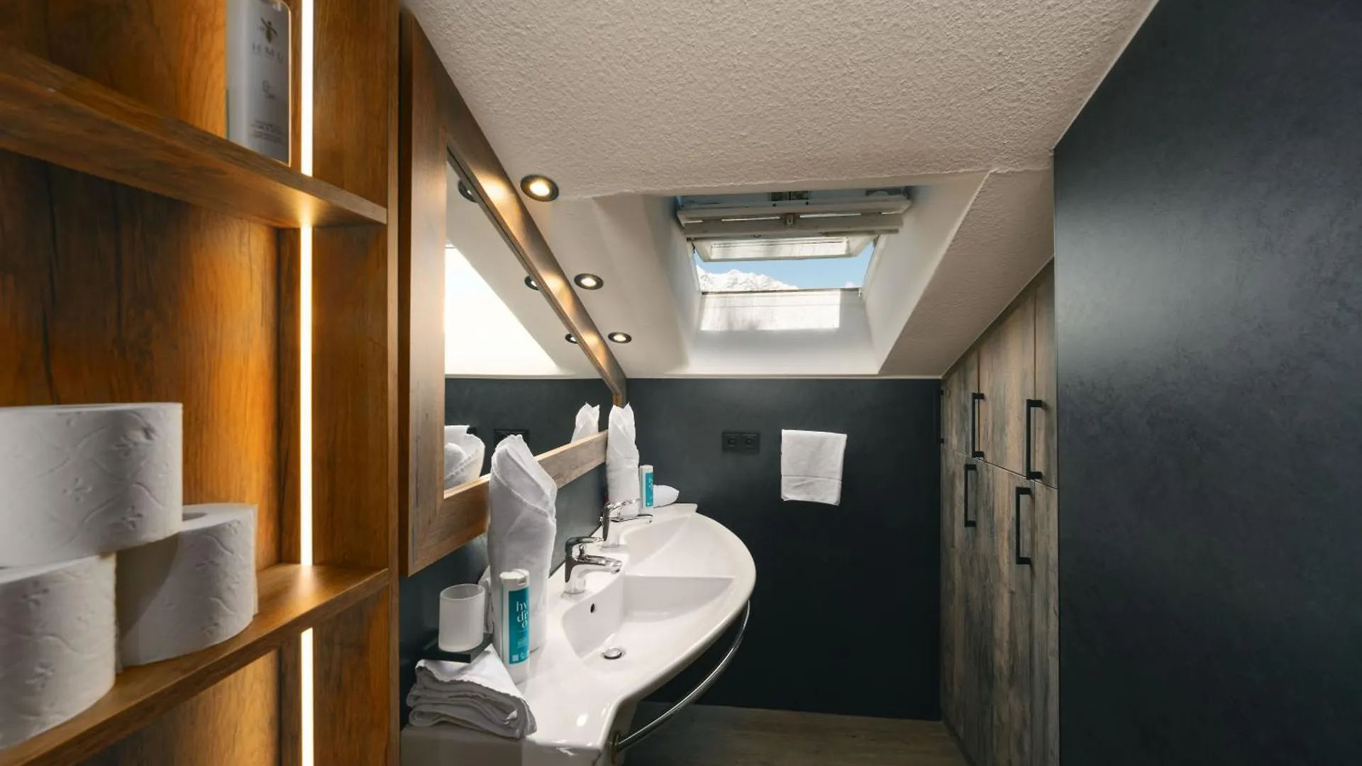 Mondi Hotel Axams Apartmanhotel